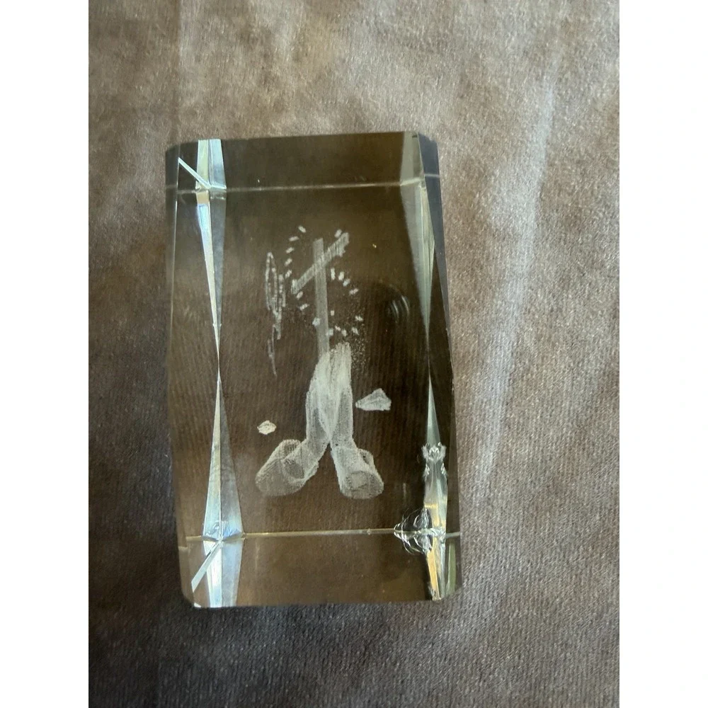 3D Laser Etched Cross & Praying Hands Crystal Glass Paperweight Home Or Office